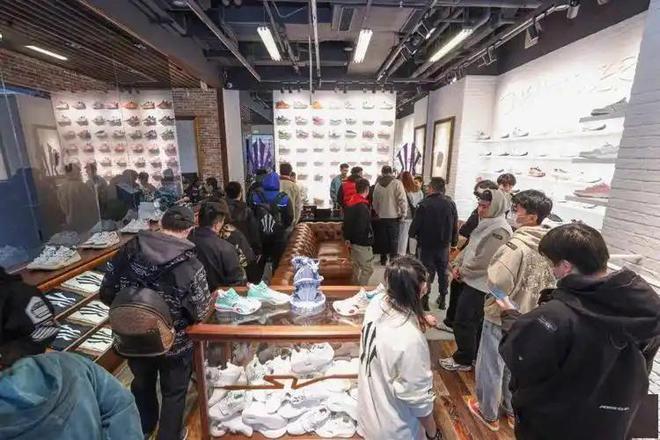 牌听着洋气实际都是智商税你有吗？千亿网站不建议买的4个运动鞋品(图6)