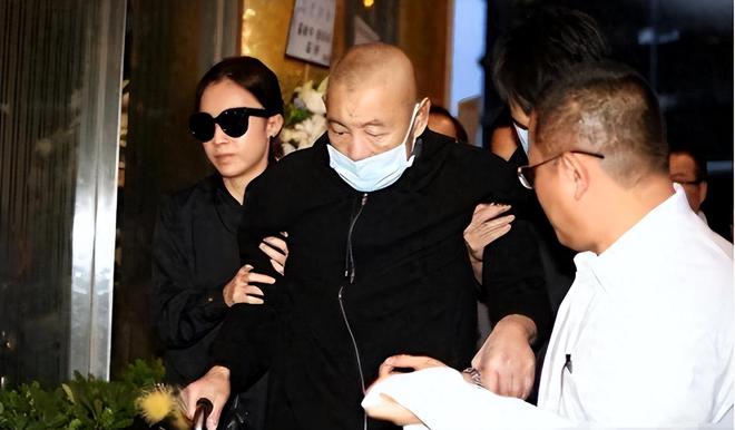！套现500亿逃亡国外网友：太狂了！qy千亿球友会国内狂赚千亿不交一分税(图7)