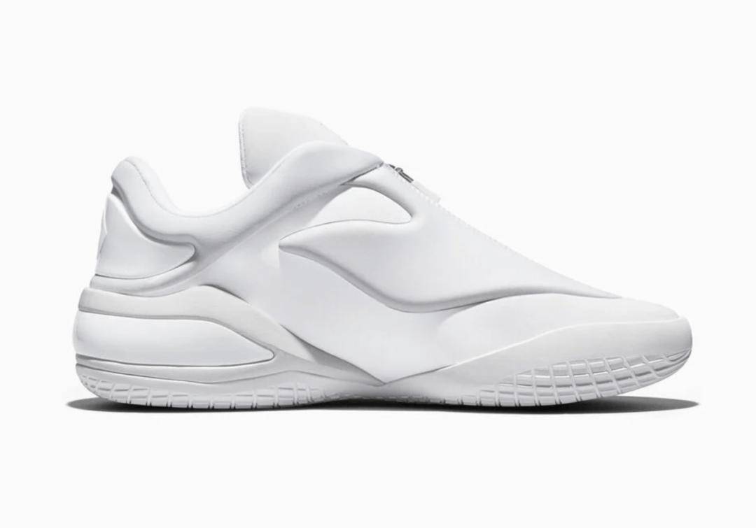 行热潮能延续至2026吗？国际鞋履｜低帮运动鞋的流(图8)